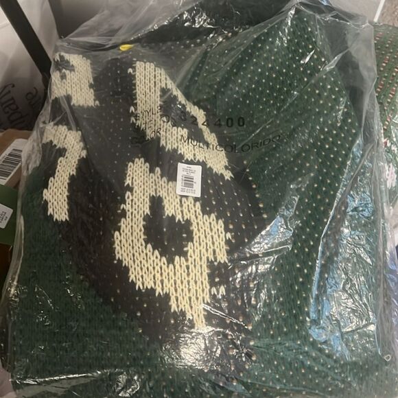 FARM Rio Chita Brazil Oh So Cozy Blanket, Toucan, NWT - Picture 4 of 5